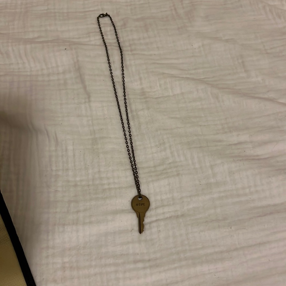 Giving Key “hope” necklace